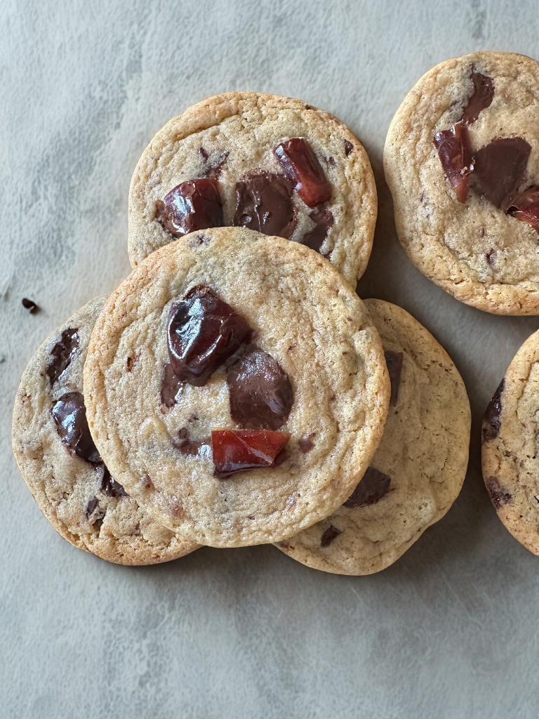 Date and Chocolate Cookies